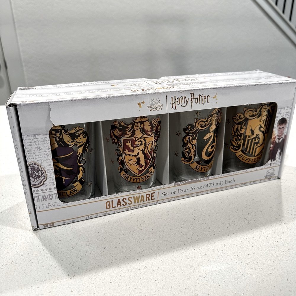 Harry Potter Glassware House Crest